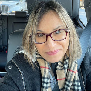 Meet your Posher, Lisa